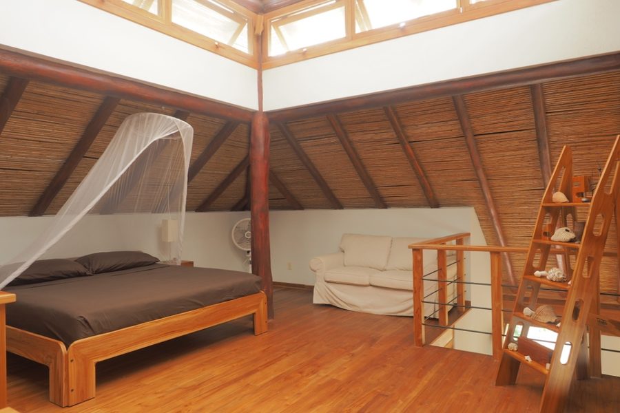 Beautiful Teak Living Space